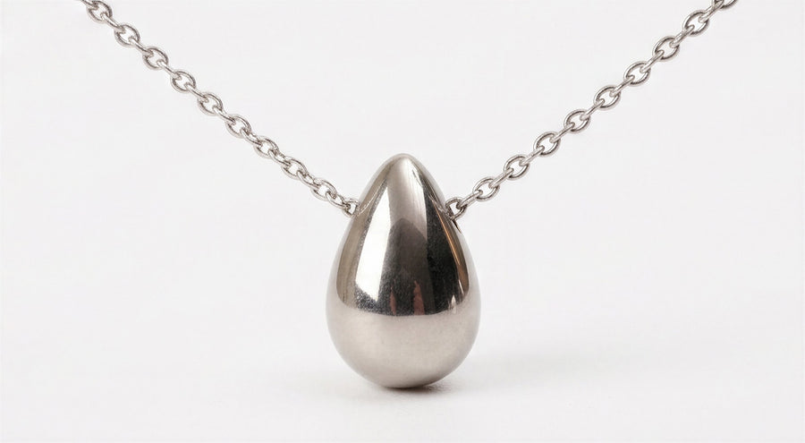 Silver Teardrop Necklace